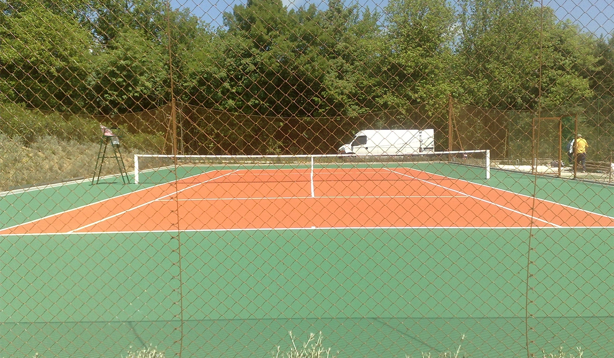 Surface Evolution: il manto sintetico in resina per campi da tennis: Elastico, certificato ITF e ideale per impianti sportivi di alto livello